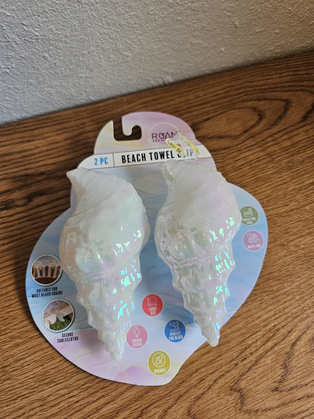 4/$10 Shell Beach Towel Clips Set Of 2 Iridescent White NEW
